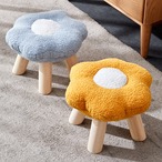 スツール ロータイプ 高さ22cm ８色展開  花型 緑 紫 グリーン パープル ソファスツール 椅子 ファッションソファスツール コーヒーテーブル ホーム 小さなスツール ロースツール 木製 ラムスキン