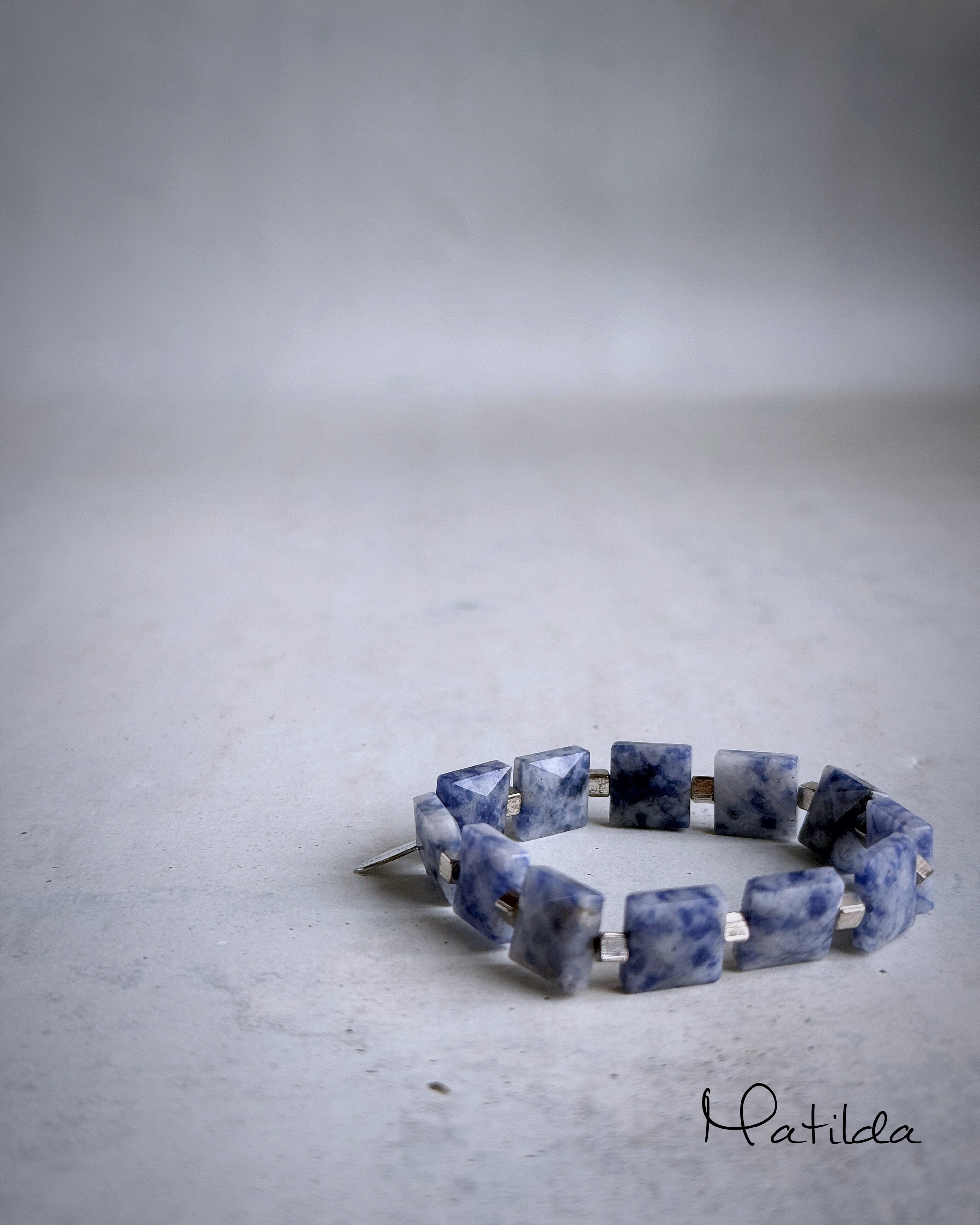 tumble bracelet(ソーダライト)