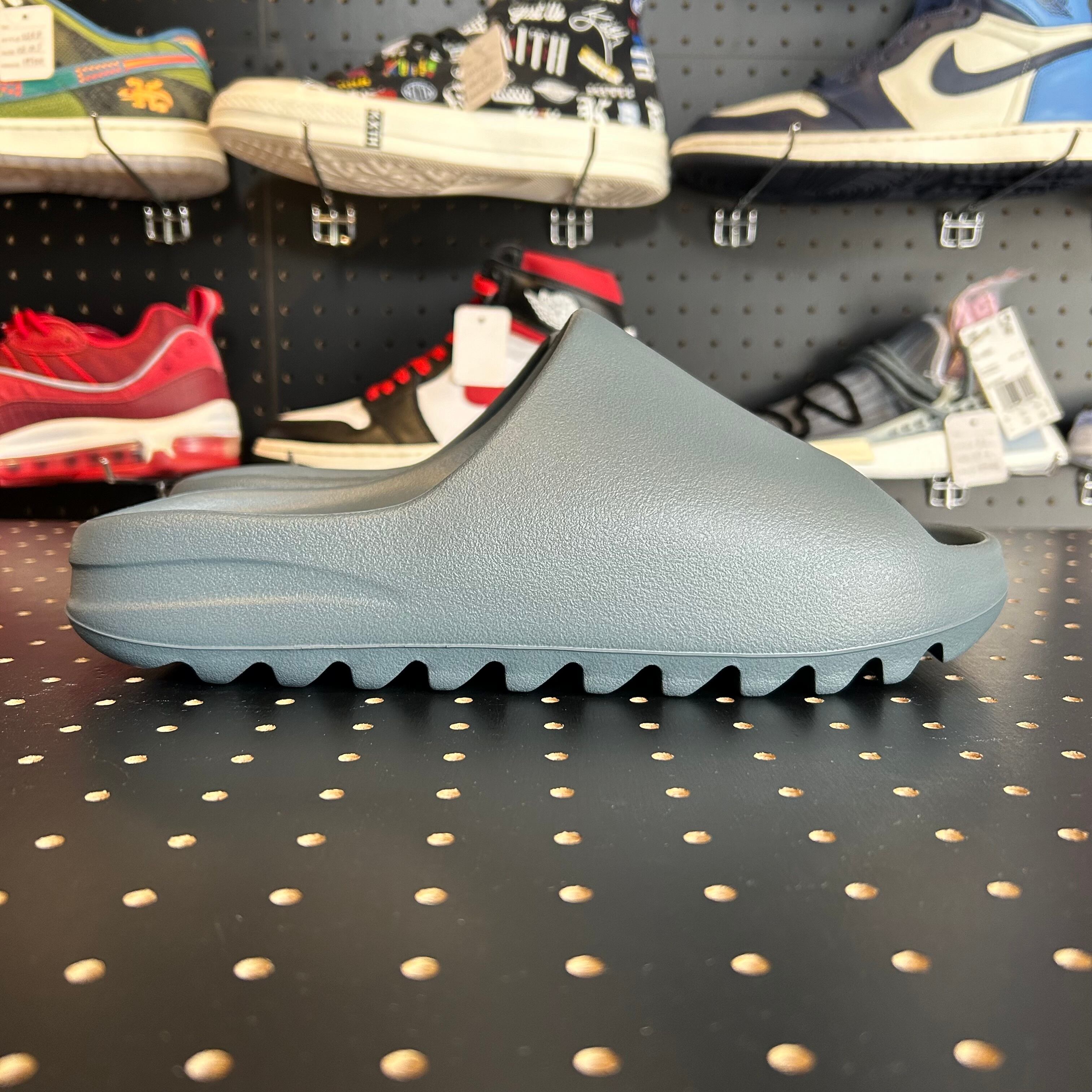 adidas yeezy slide US12 正規品 一度だけ使用しました adidas YEEZY Slide 