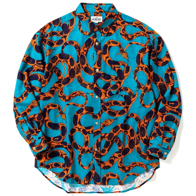 Allover snake pattern flannel over silhouette shirt <Limited>