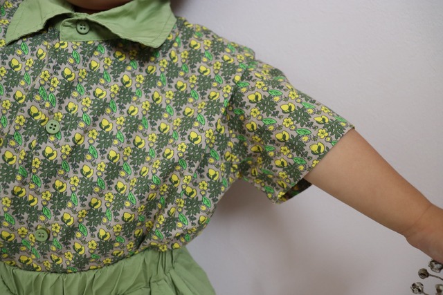 【取寄】爽やかな可愛い小花柄が魅力的なボーイズセットアップ