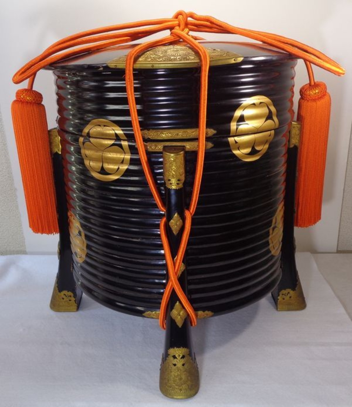 新品【日本産庵治石「三つ葉葵」家紋インテリア装飾 40,000円】
