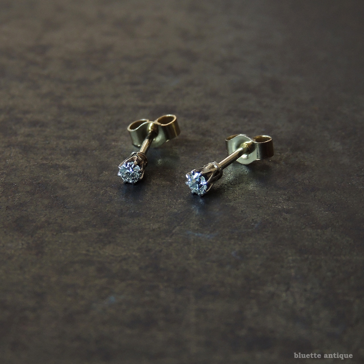 アンティークジュエリー 9ctゴールド 天然ダイヤモンド ピアス(鑑別書付)