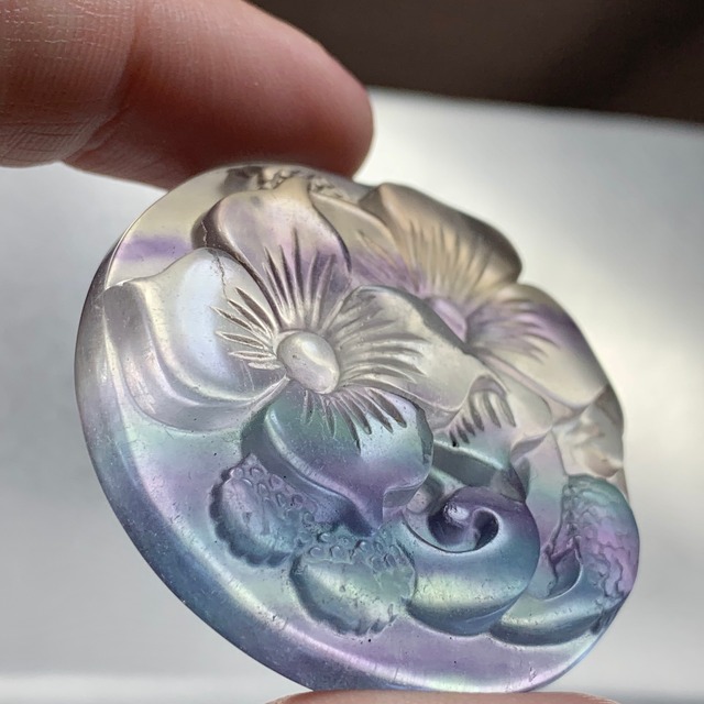 5.穴有☆フローライト花・ペンダントトップ