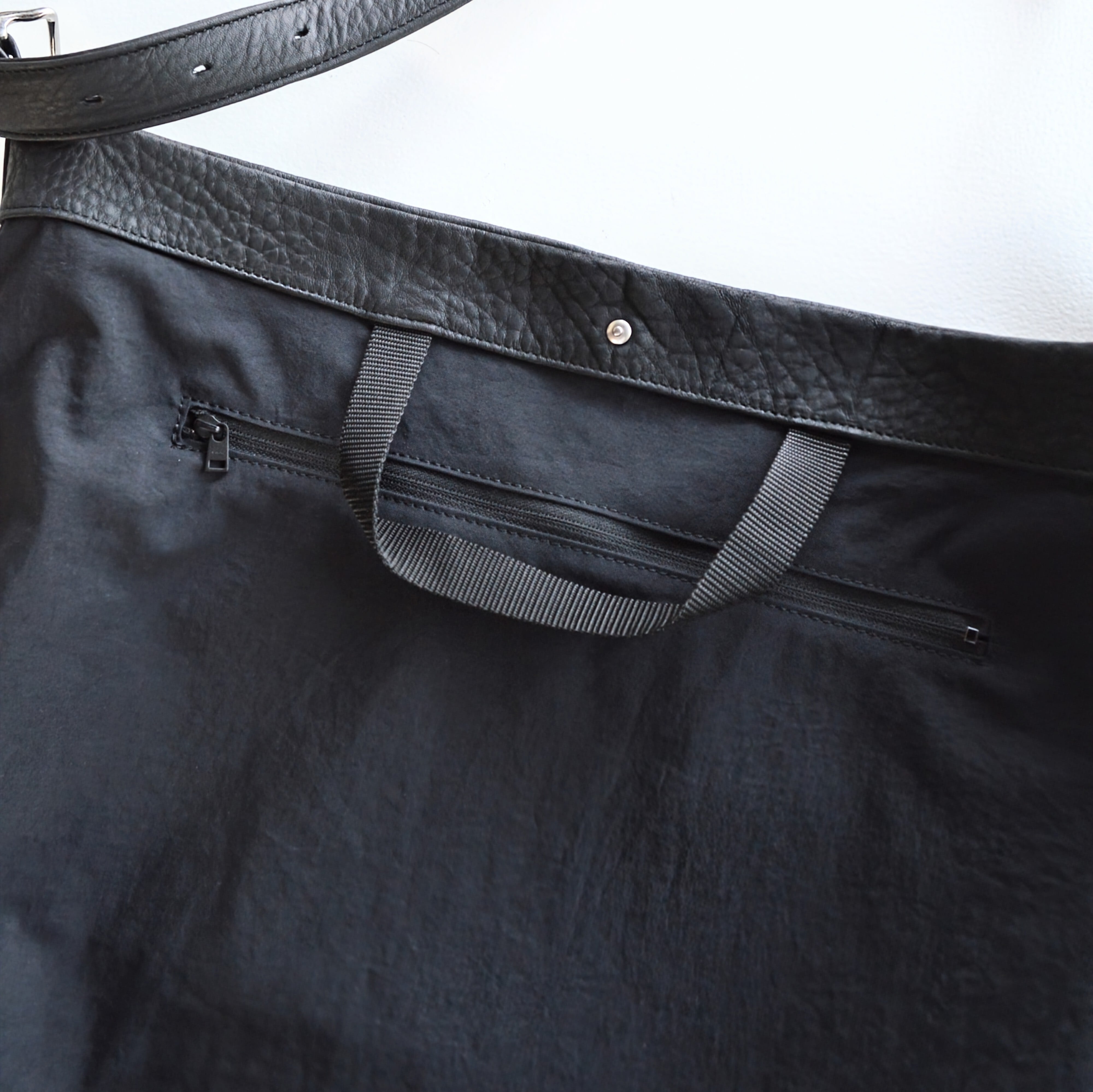 ERA. / EO SHRINK RE: PIPE BAG | MA STORE