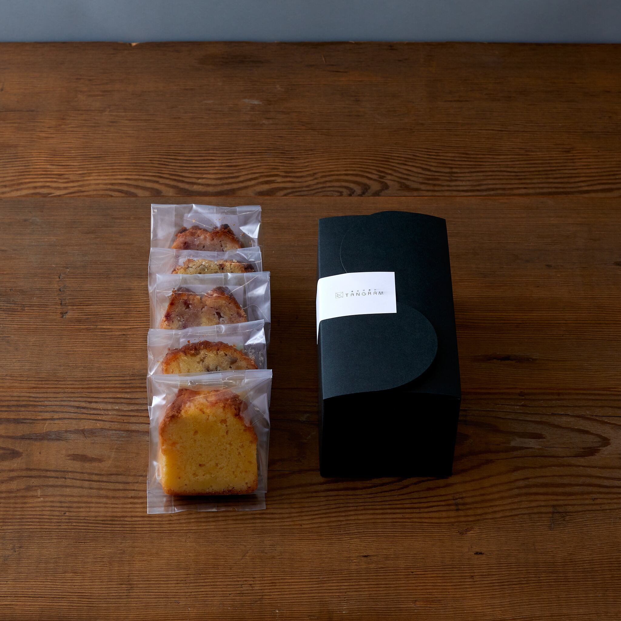 カットパウンドケーキ25個セット(ギフト用紙袋付) | 東京洋菓子 カットパウンドケーキ25個セット(ギフト用紙袋付) | 東京洋菓子