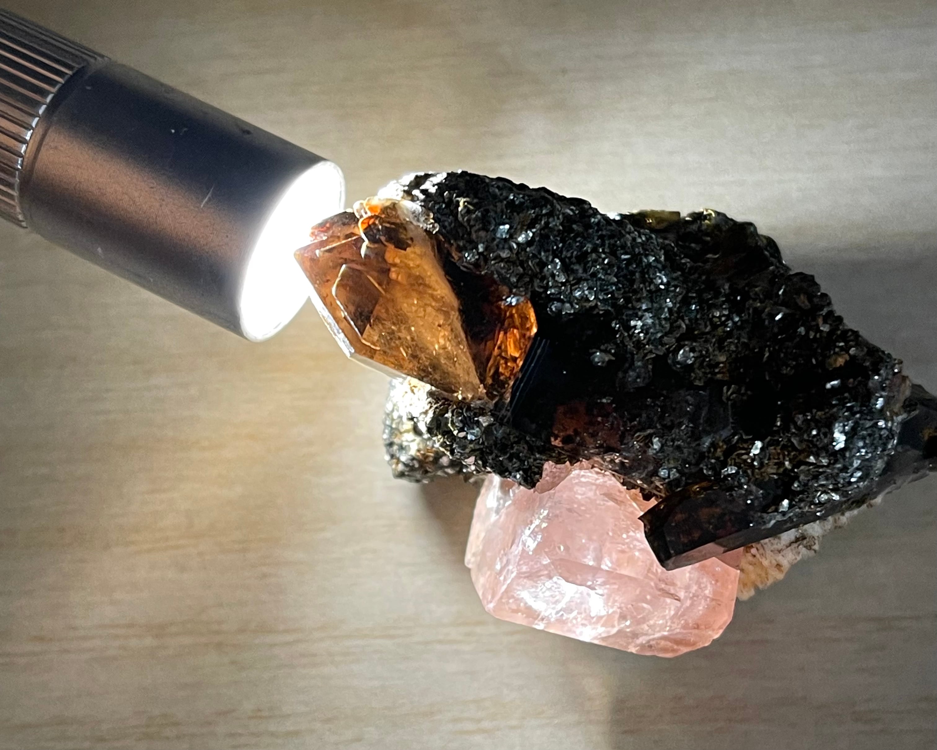 フローロアパタイト / スモーキークォーツ【Fluorapatite with Smoky