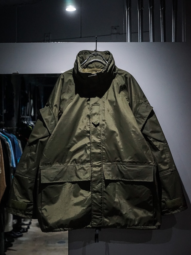 【add (C) vintage】"Dead Stock" 90s US "ECWCS PARKA" Khaki