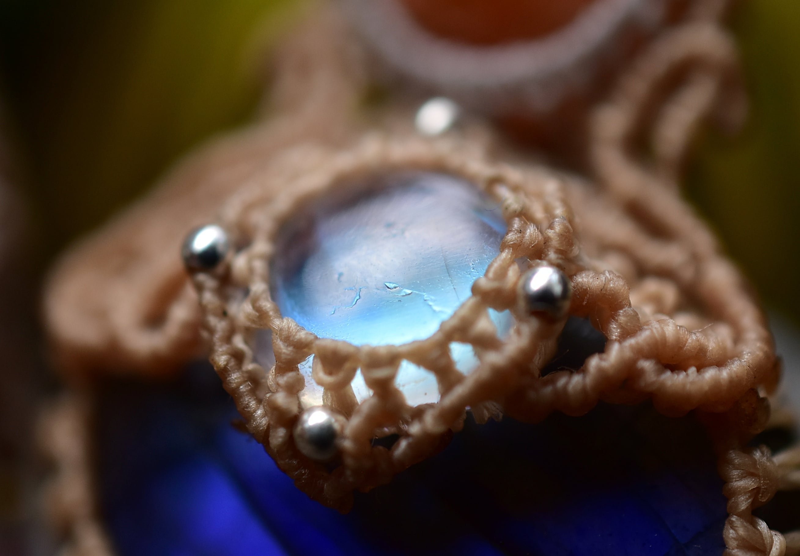 銀河と太陽と月☆ブルーラブラドライト マクラメペンダント768 | Funky