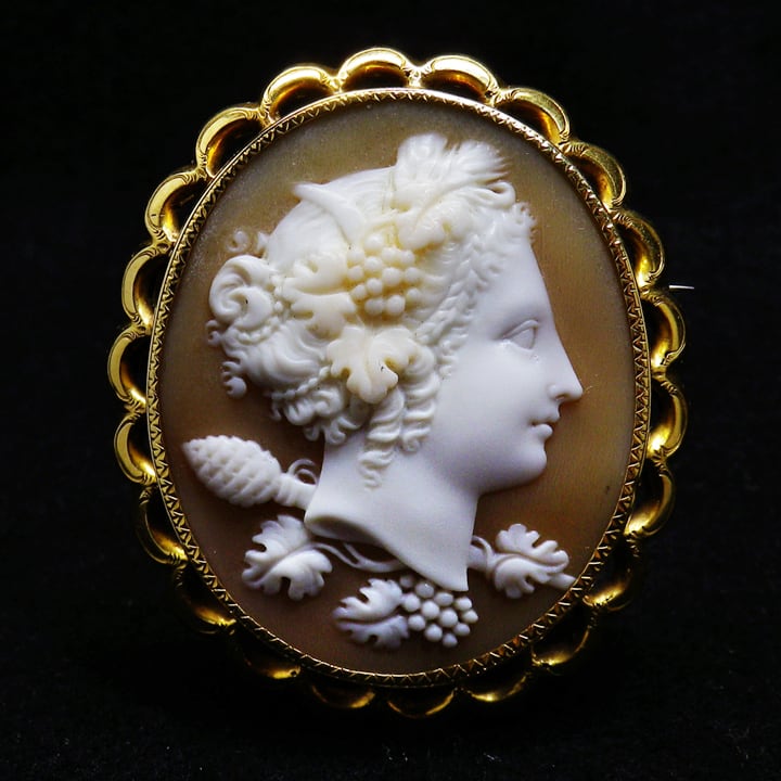 アンティーク(推定19世紀後半)三層彫り ”バッカンテの印章”