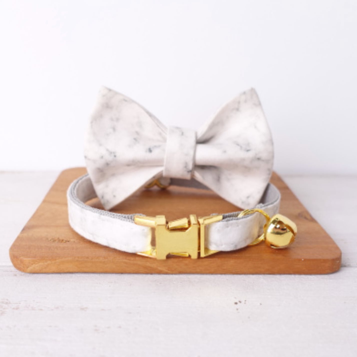 おなまえ猫首輪【ホワイトマーブル×スエードタッチ】