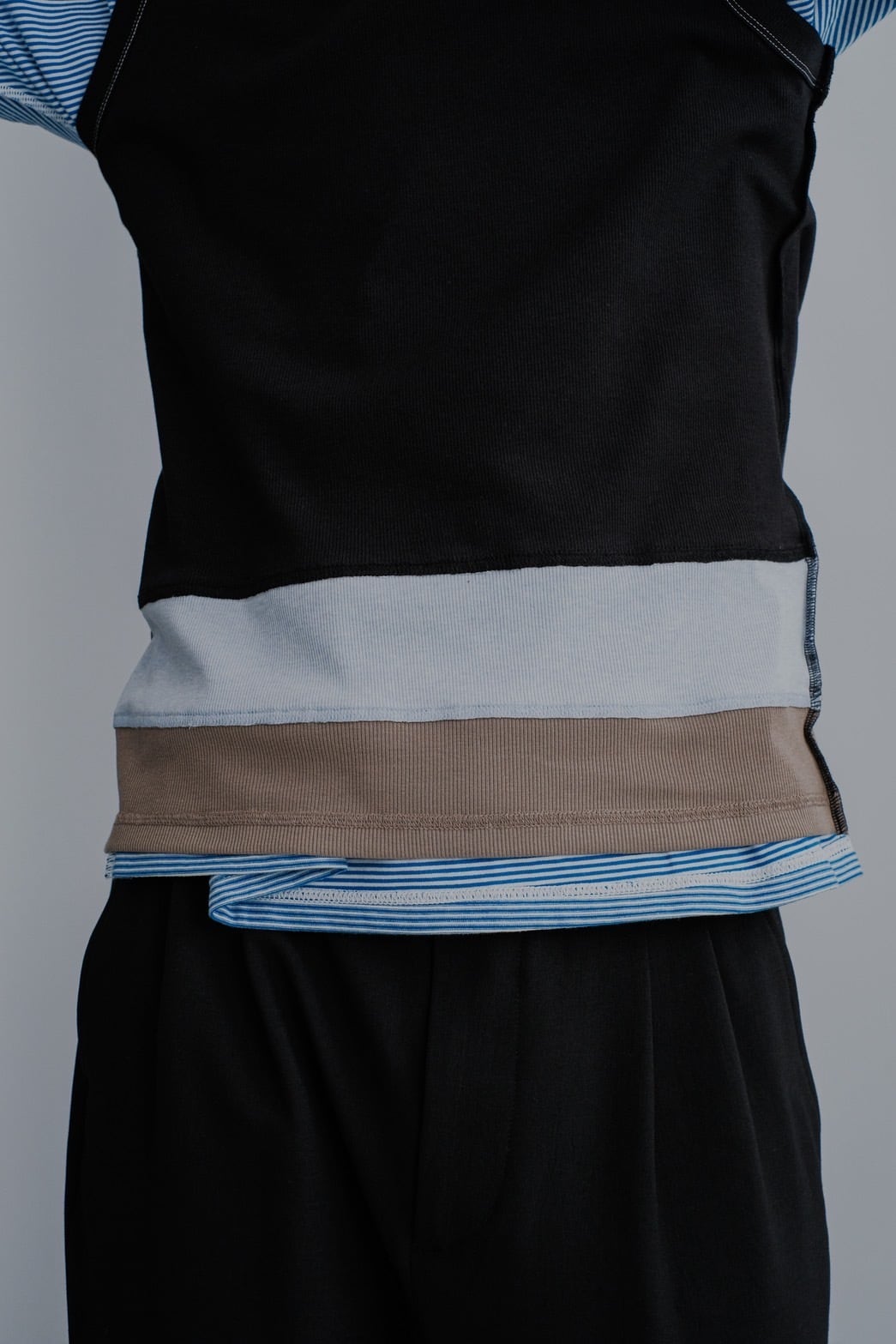 ABELIA EDWARD GOUCHA】TANKTOP | puzzle
