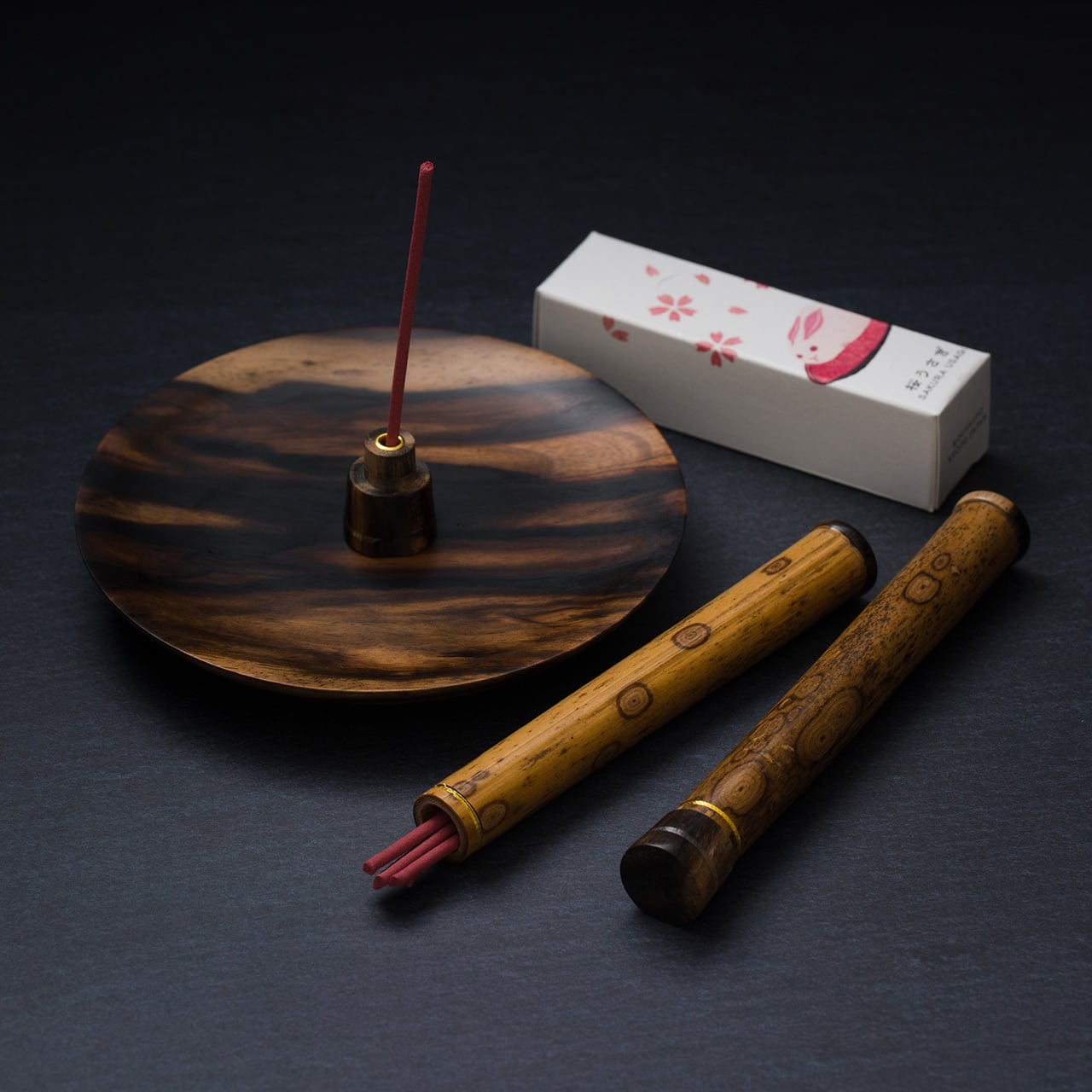 赤間硯: 日枝玉峯堂製造】残月硯（泥砥石付き） +【今月の奈良墨: 錦光