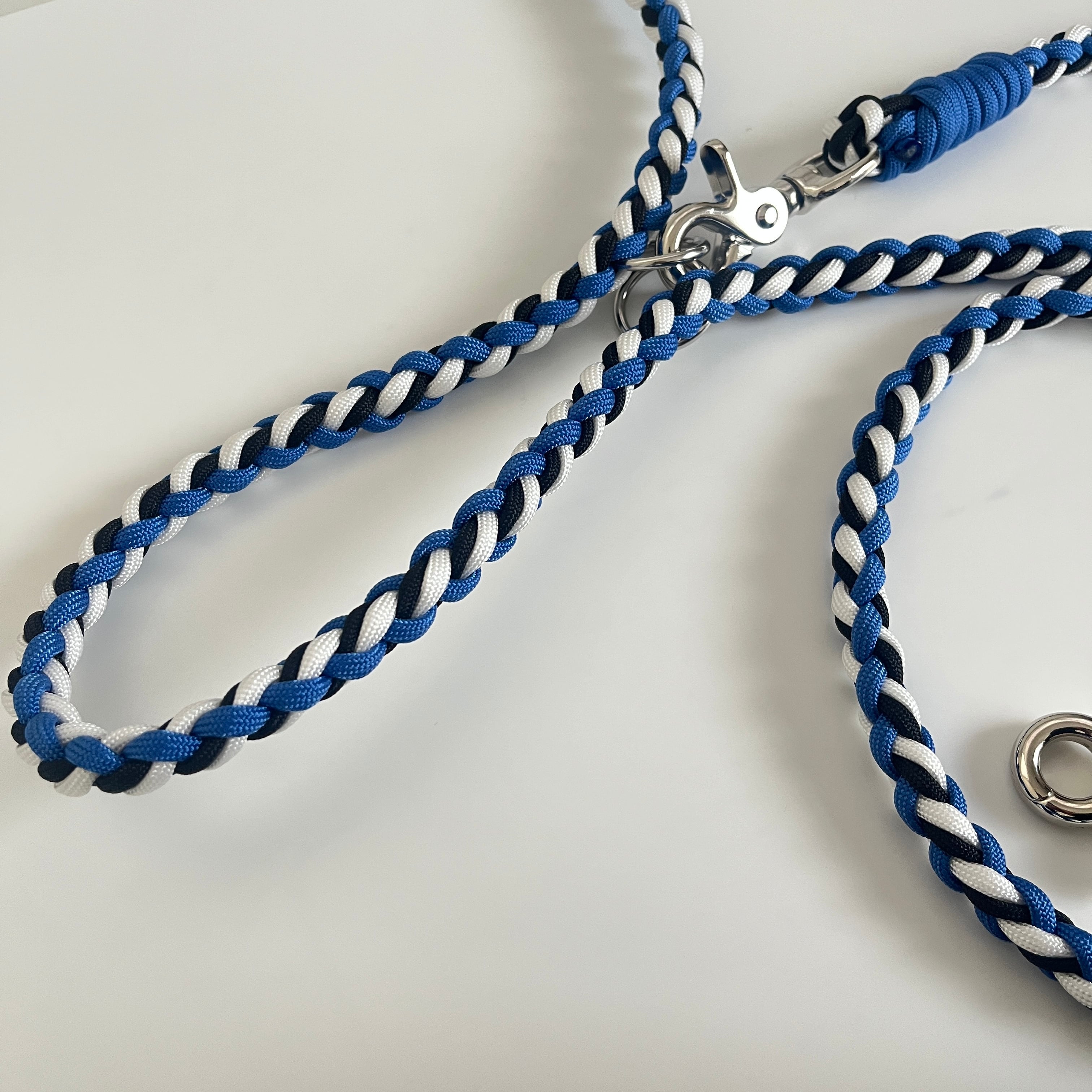 パラコードショルダーリード 全長：2m60cm | SPARQCOLLaR