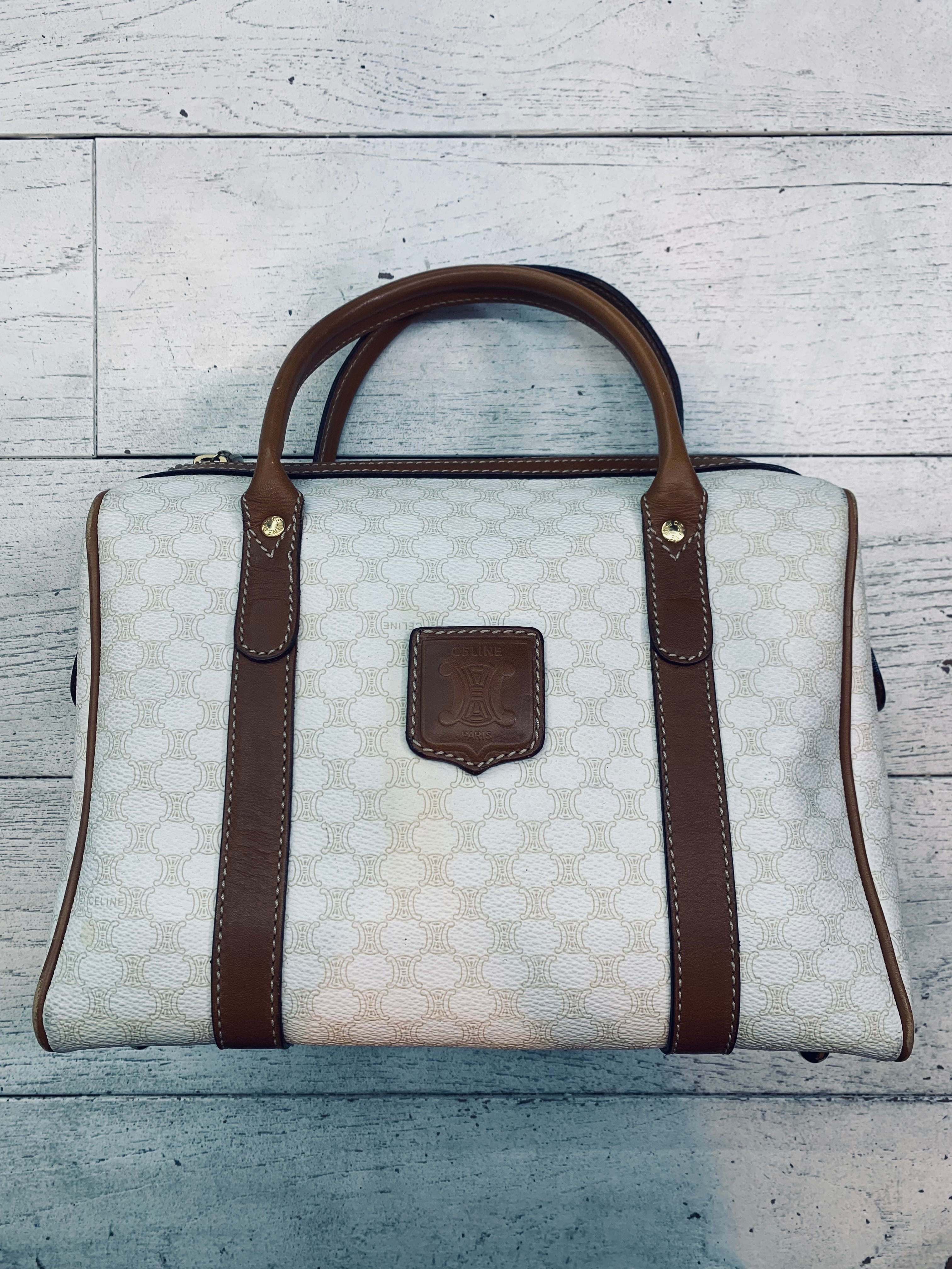 CELINE】セリーヌ ”ロゴ入ゴールド金具” トリオンフロゴマカダム CELINE】セリーヌ ”ロゴ入ゴールド金具” トリオンフロゴマカダム