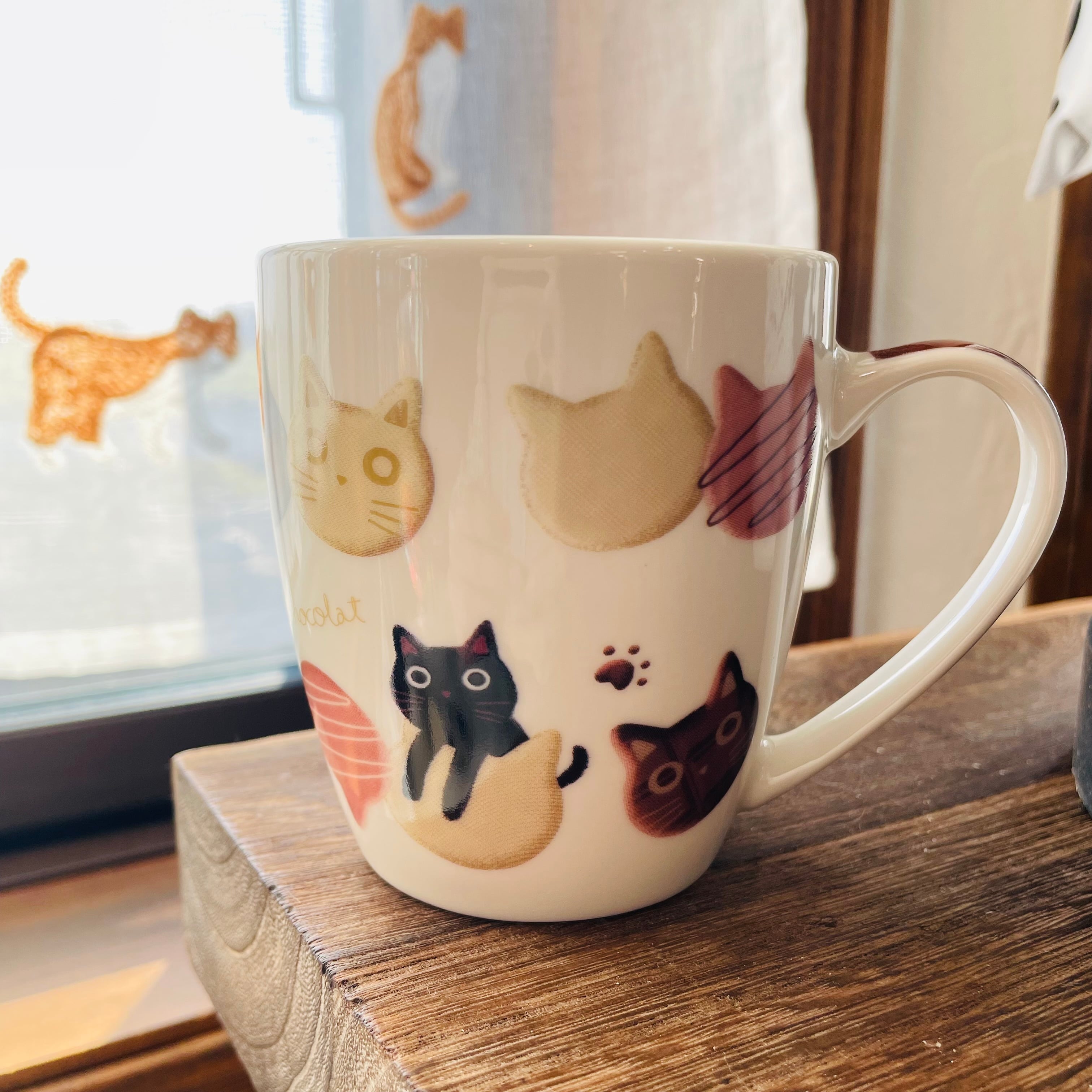 マグカップ|たまショコラマグ 猫 ねこ ネコ 猫雑貨 猫グッズ 猫柄 かわいい プレゼント 贈り物 おうち時間 おうちカフェ