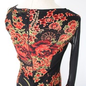 社交ダンス 衣装 スタンダード ドレス ワンピース パーティドレス ブラック系 レッド系 prima boutique プリマブティック 黒 赤 花柄 大人向け おしゃれ デザイン 花柄ドレス フレアスカート フラワープリント 可愛い 謝恩会 結婚式 交流会 ダンスパーティー おすすめ 上品 体型カバー 楽ちん 厚手素材 柔らかい 肌触り 艶感 プロ用 競技会 用途広い ブラックドレス レッドドレス シンプル 着心地良い