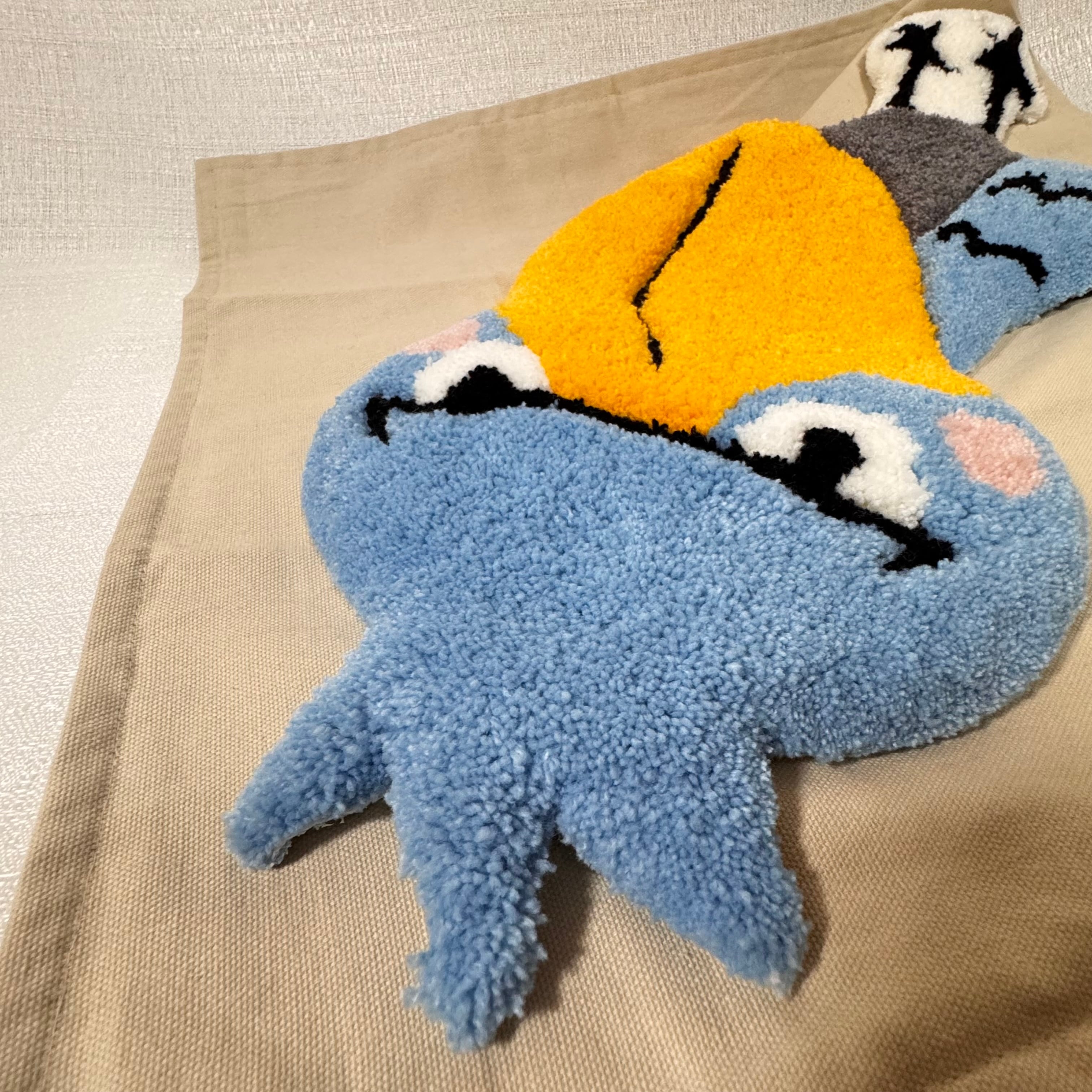 デカデカ！全身ハシビロコウさんのクッションカバー | Mofu Rug（モフ