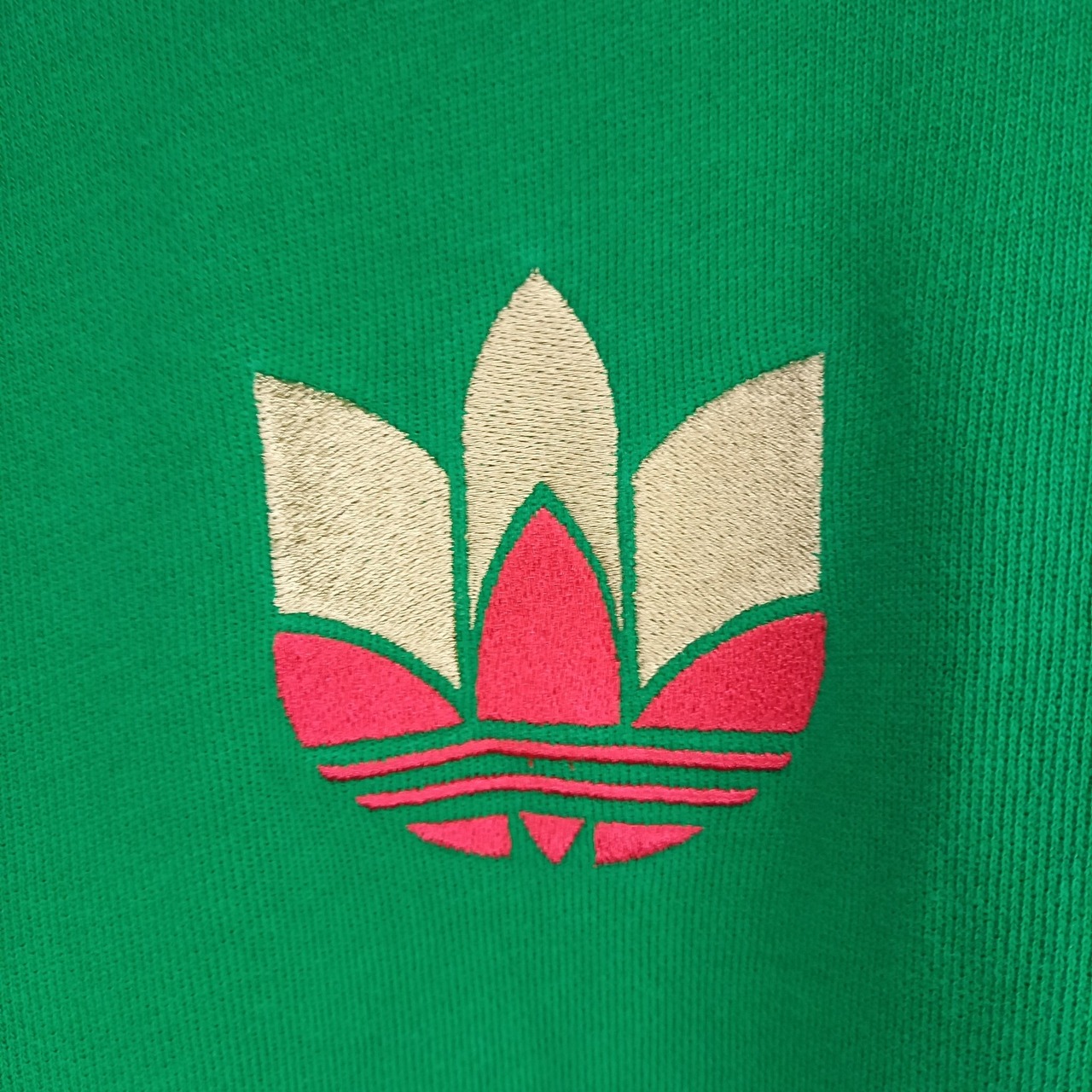 アディダス　オリジナルス　スウェット　パイルパーカー　プルオーバー　トレーナー