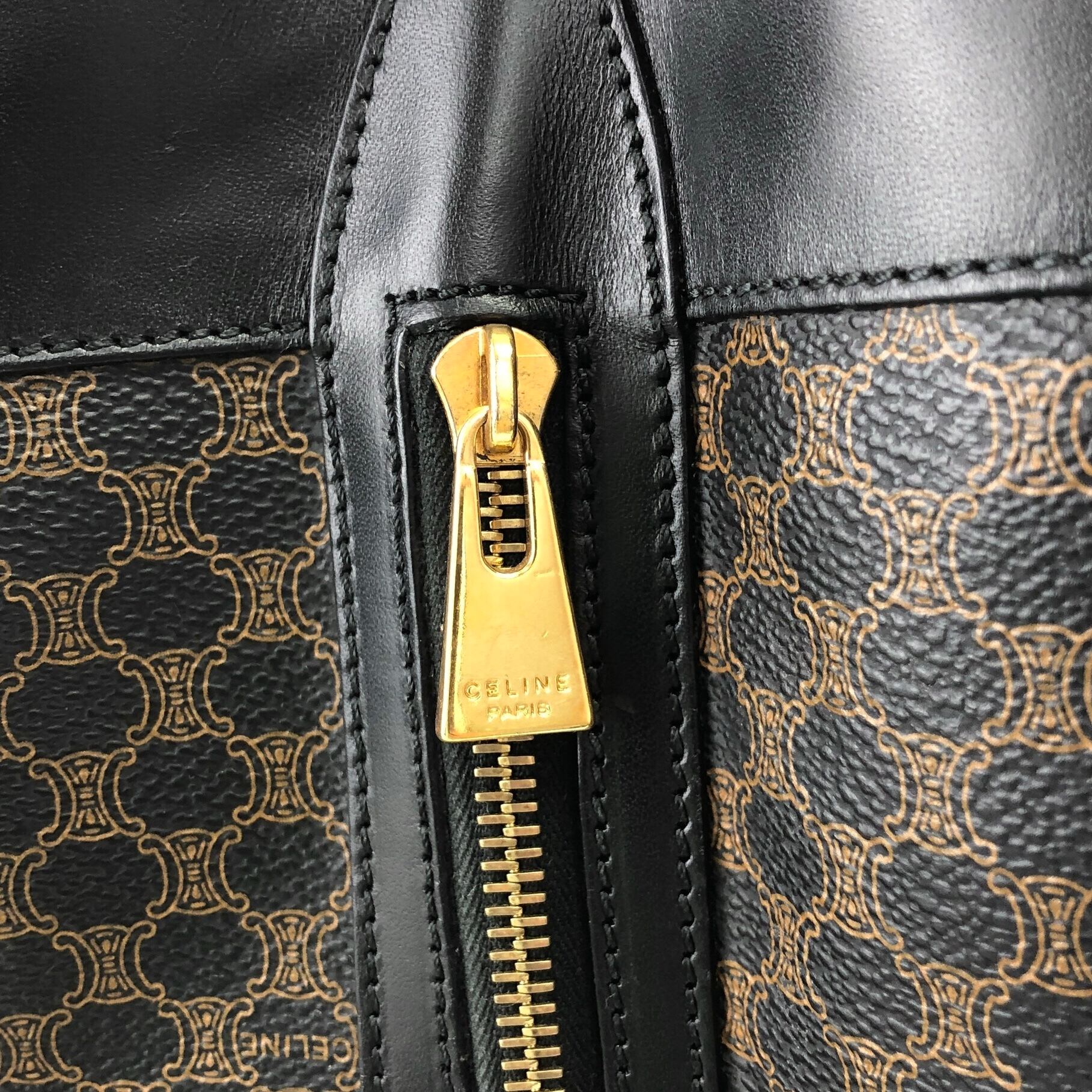 CELINE セリーヌ マカダム ショルダーバッグ ブラック ロゴ PVC レザー