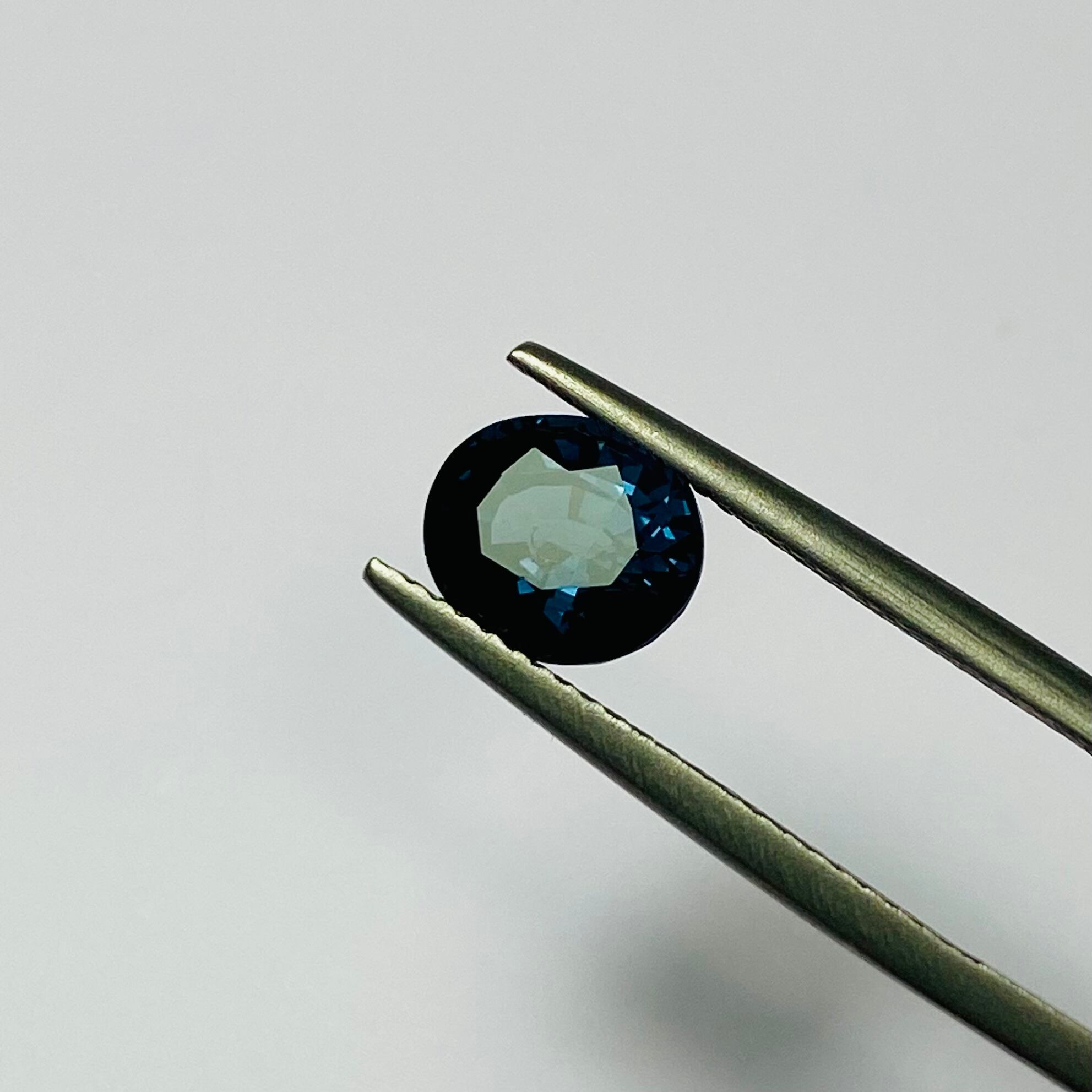 イケメンブルースピネル