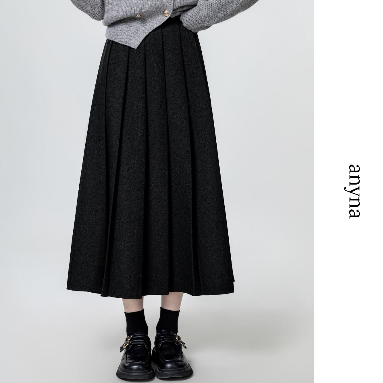 Classic Pleated Midi Skirt R0120