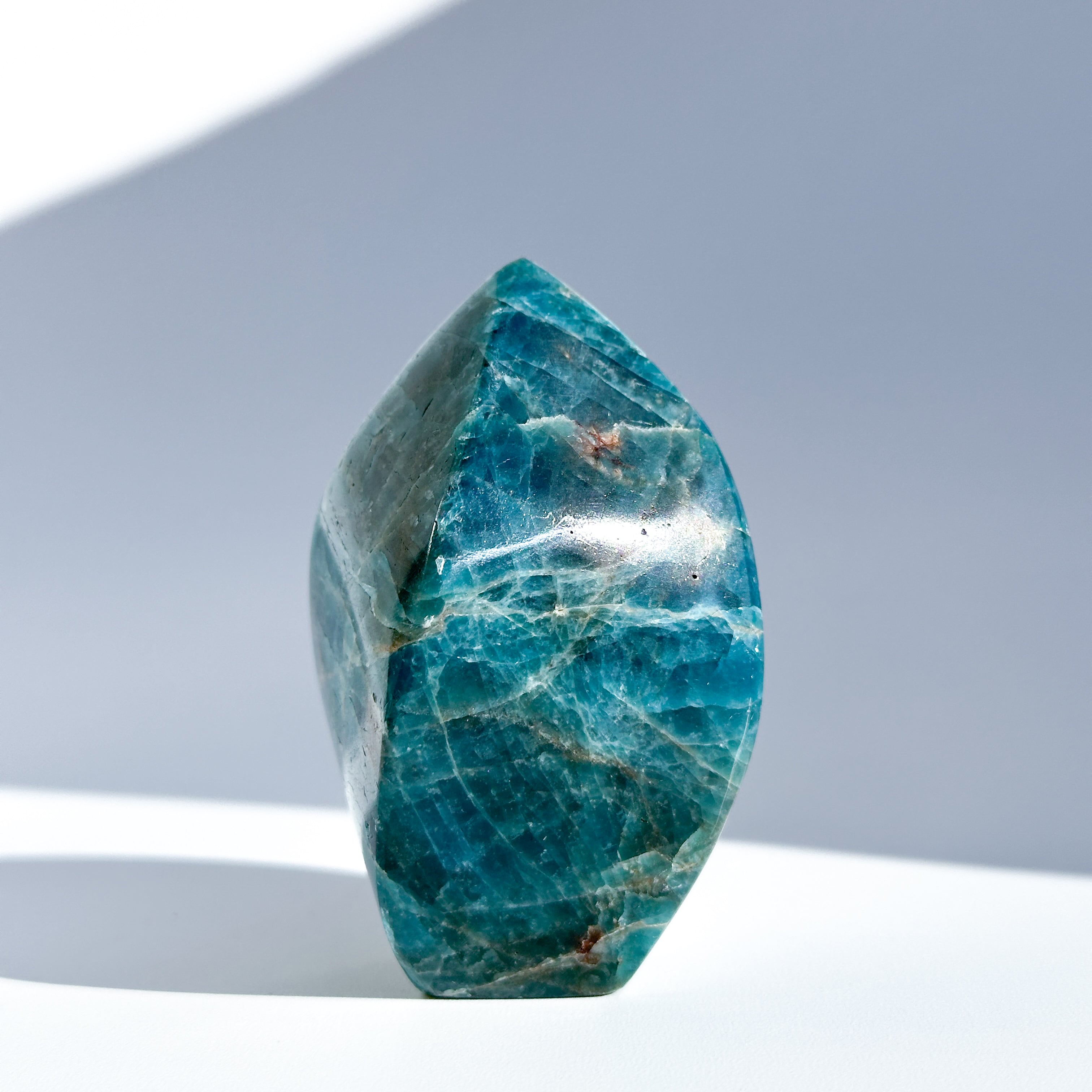 ブルーアパタイト | Kamoku［カモク］インテリア天然石・鉱物のネット