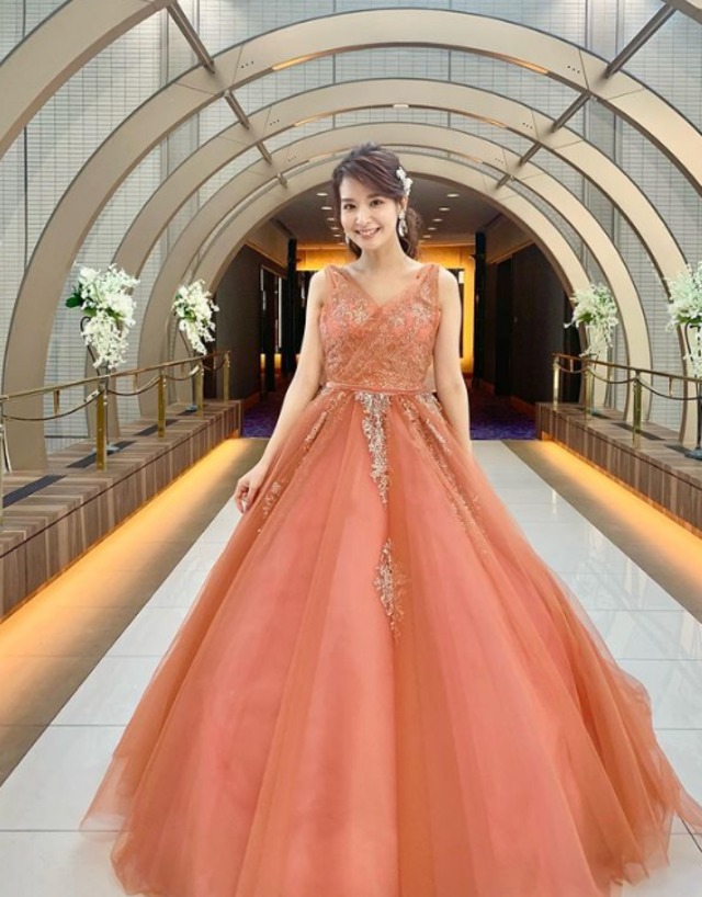 高品質！カラードレス オレンジ 上品レース オンショルダードレス フレアスカート トレーン/ロング(ご指定自由) | Cinderelladress