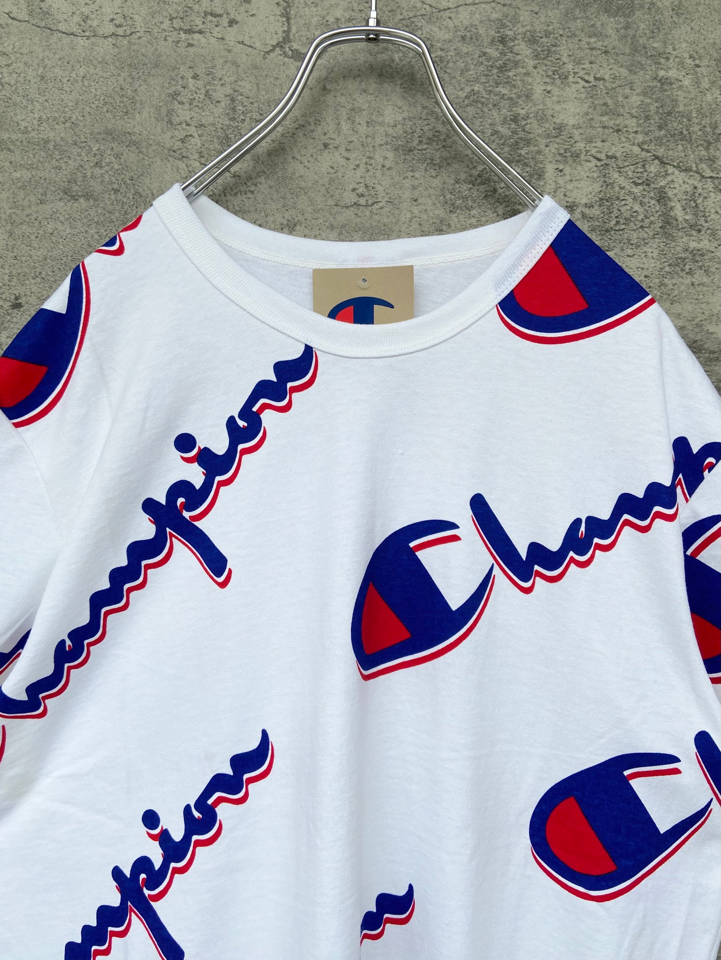 新品 Champion/チャンピオン 総柄 Tシャツ スクリプトロゴ