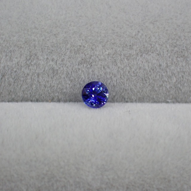 コーンフラワーカラー⭐️濃くて鮮やかなブルーサファイア 0.126ct