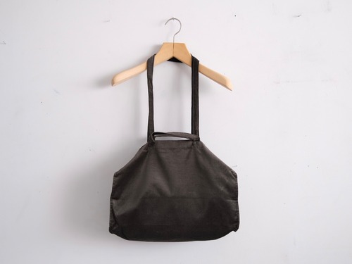 TENNE HANDCRAFTED MODERN “ brisbanemoss velvet bag (small)“  moss green