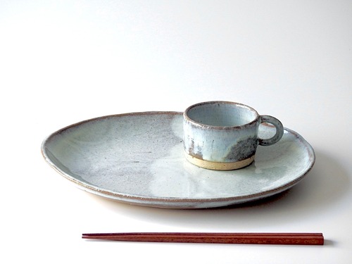 ゆらぎのうつわで楽しむワンプレート時間 – 楕円プレート＆マグカップ
