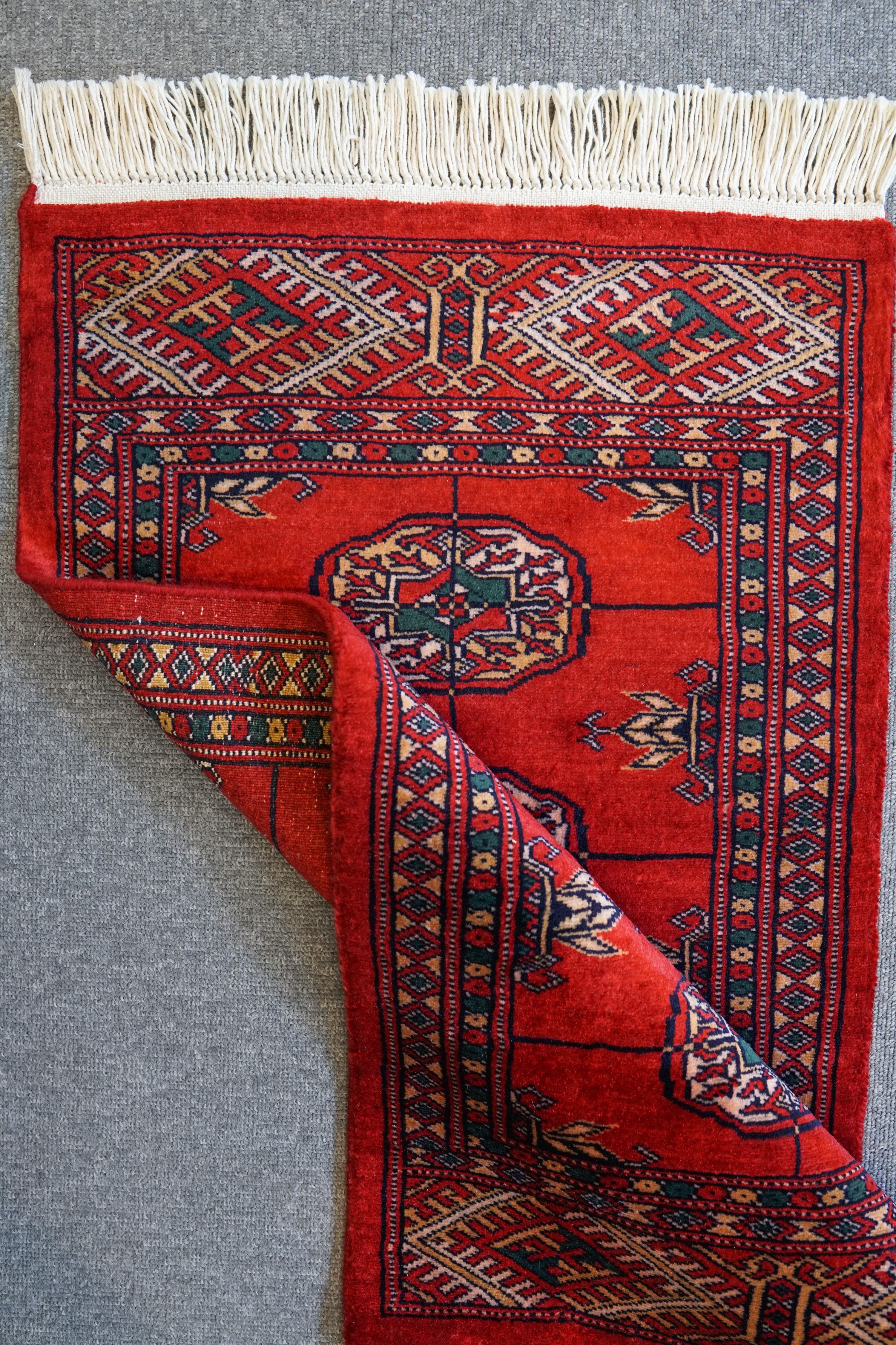 82×47cm【パキスタン手織り絨毯】 Decorworks