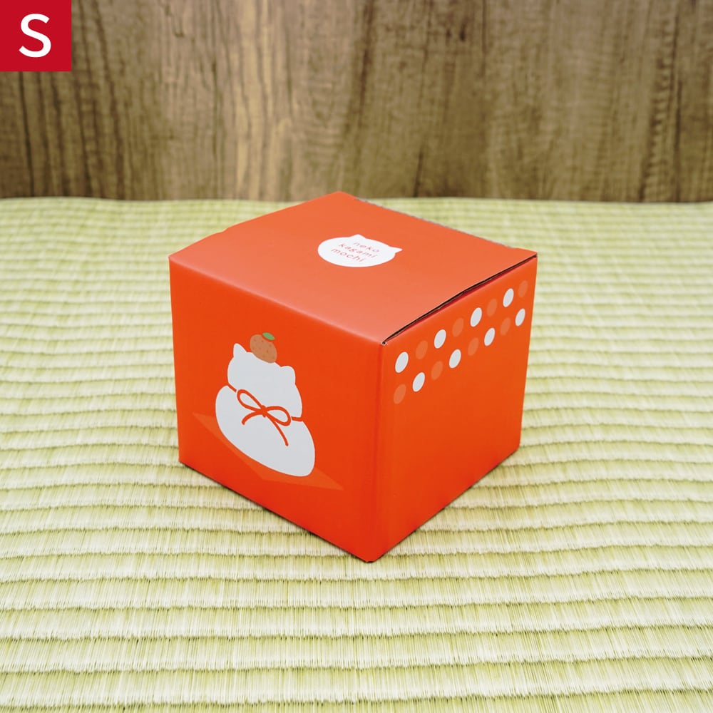 猫オブジェ(陶器の猫鏡餅)S | マスノヤ衣料品店・マスノヤ猫雑貨店