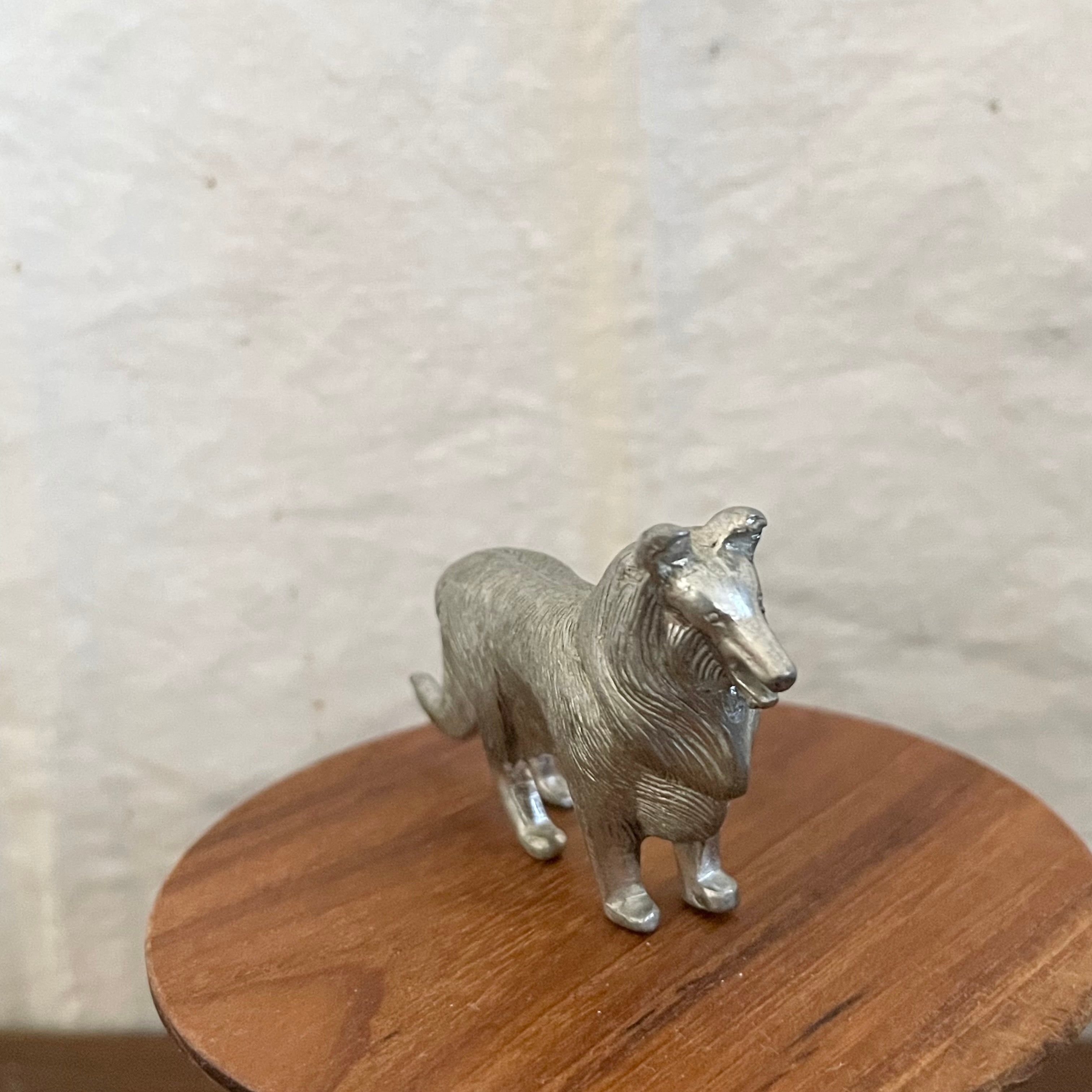 金属製の毛並みのいい犬 | tsuitachi craft&brocante