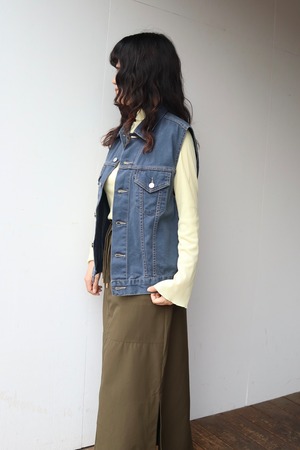 levi’s denim vest
