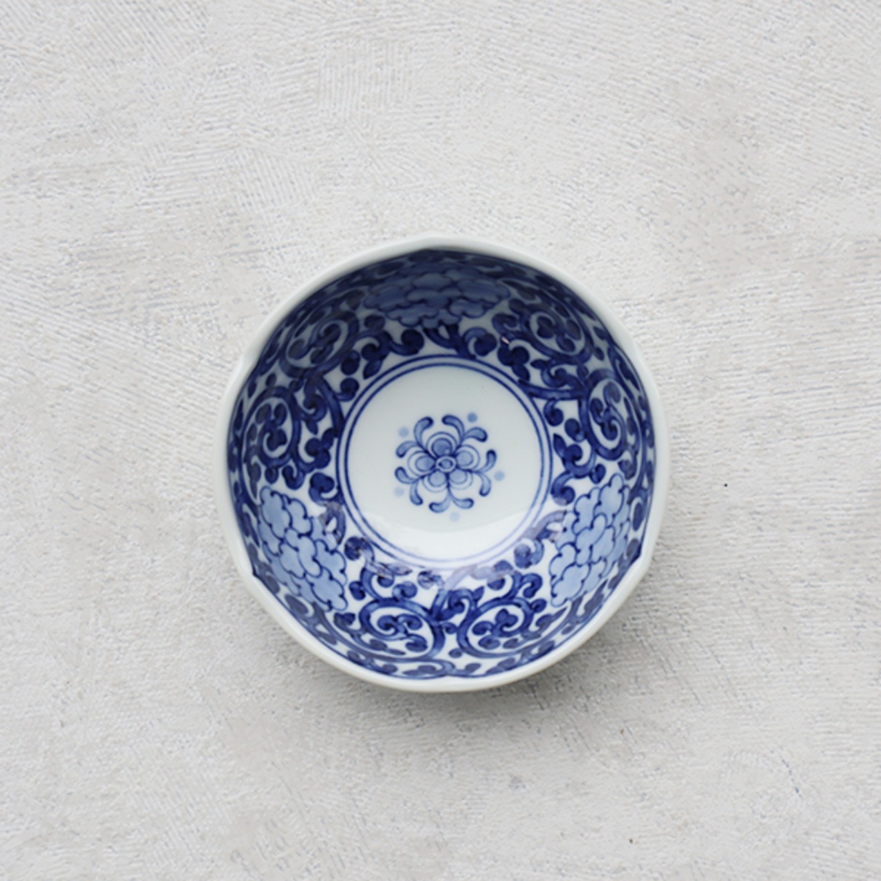 波佐見焼　桔梗小鉢（小）五弁花唐草　14-030