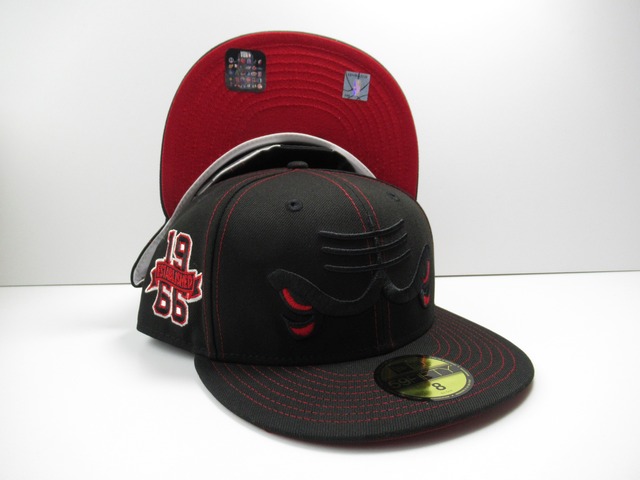 Exclusive NEW ERA 59fifty Chicago Bulls　シカゴ・ブルズ　BLACK