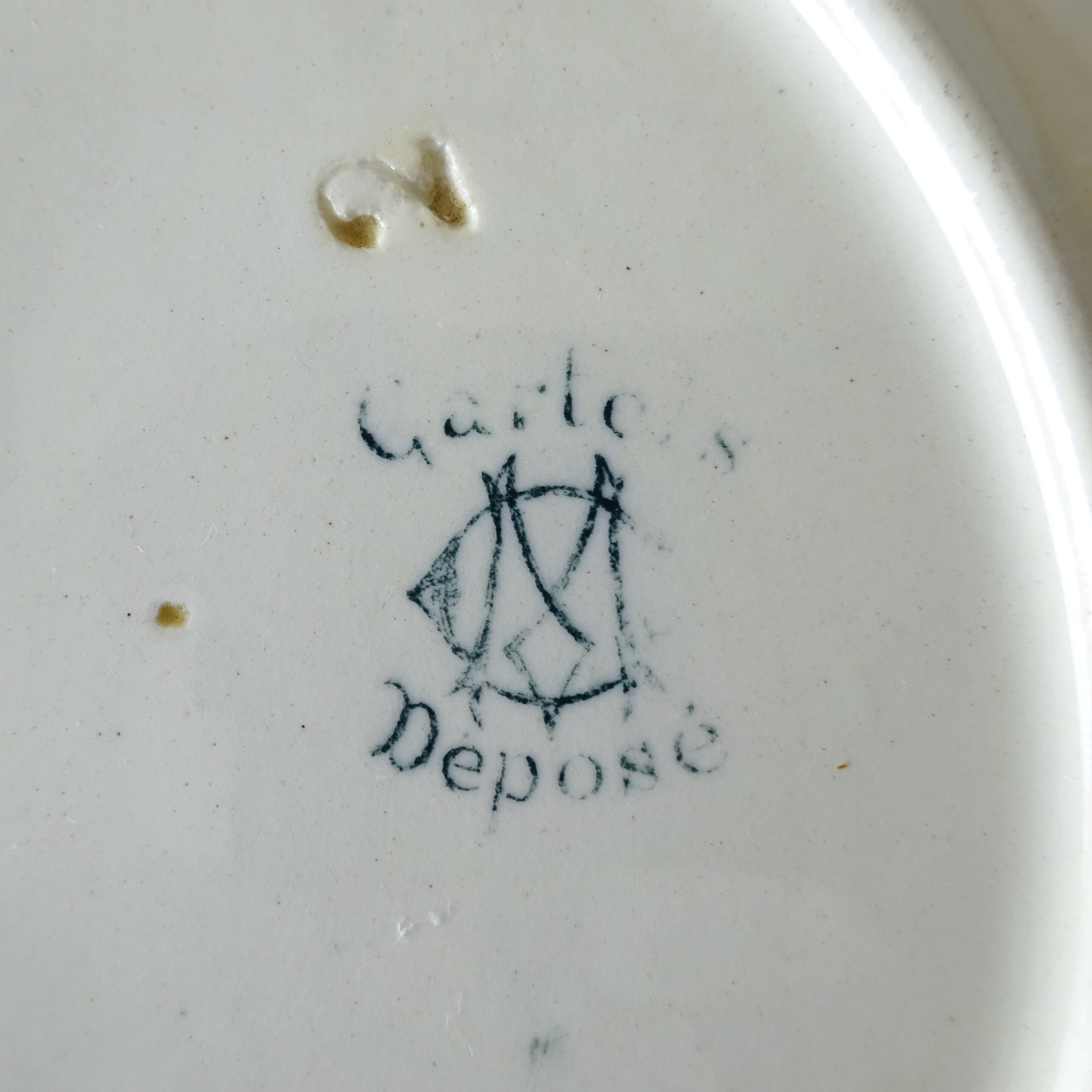 Creil et Montereau  modèle《Cartels》assiette plate (B)