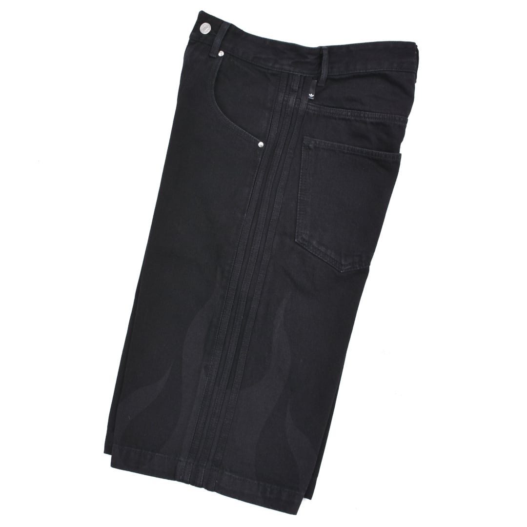 adidas 2024S/S】FLAMEブラックデニムショーツ | VOLCAN&APHRODITE