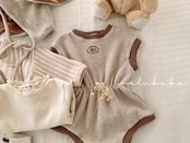 Valubebe 26/AP (Baby) Croffle Color-Block Suit