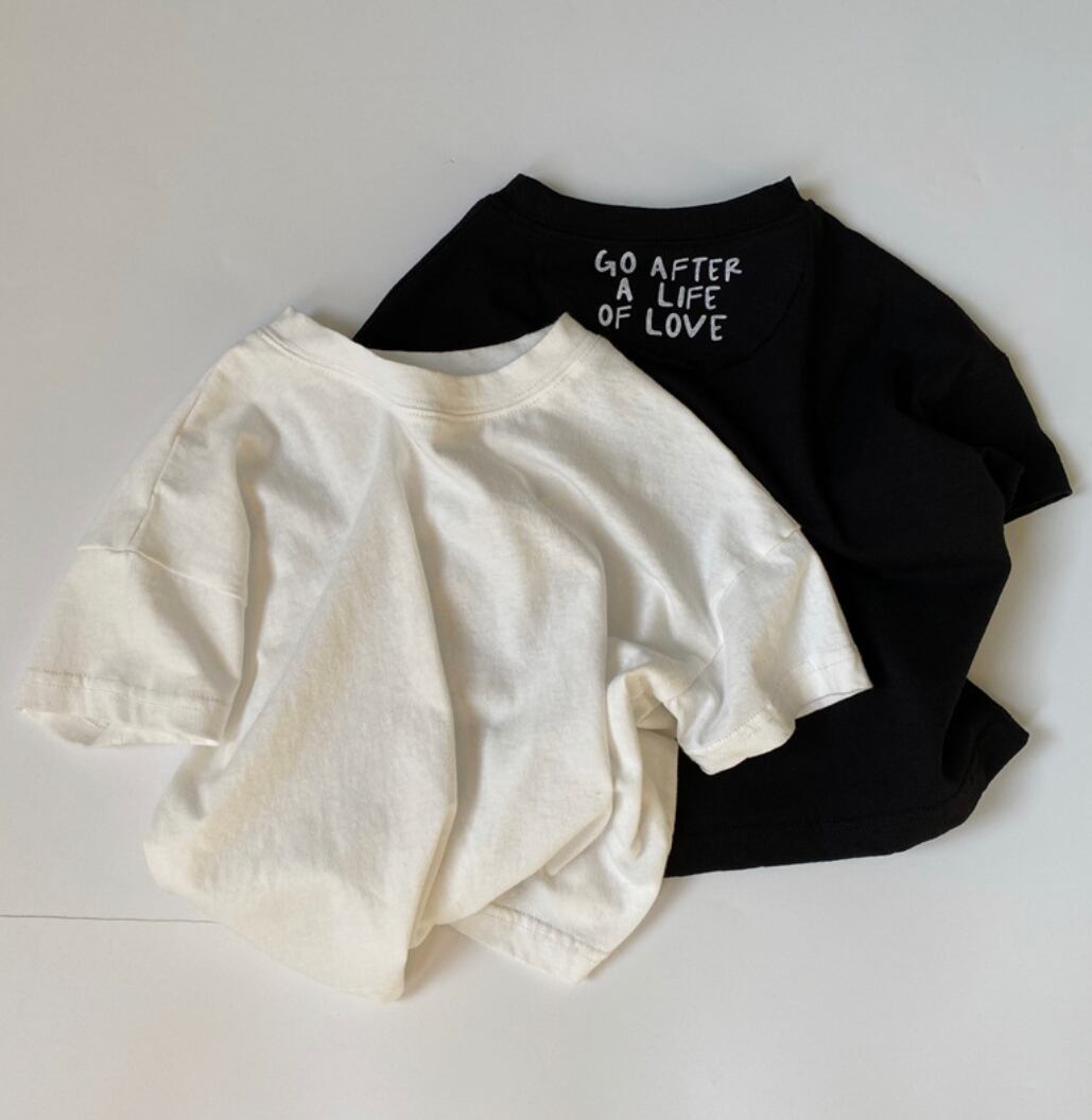 バックロゴTシャツ