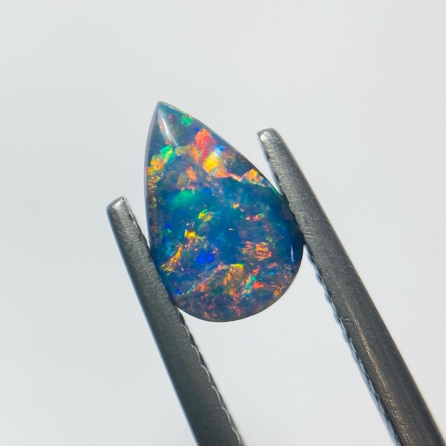 楽園　ボルダーオパール