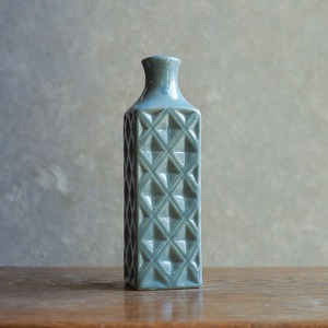 北欧感じる、陶器の上品なフラワーベース 3