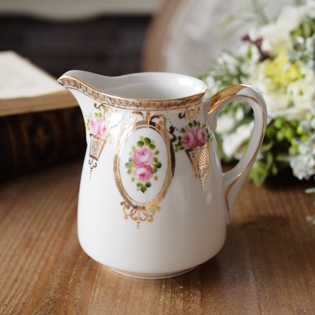 Old Noritake｜オールドノリタケ 薔薇と金彩ガーランド クリーマー gallery image 1