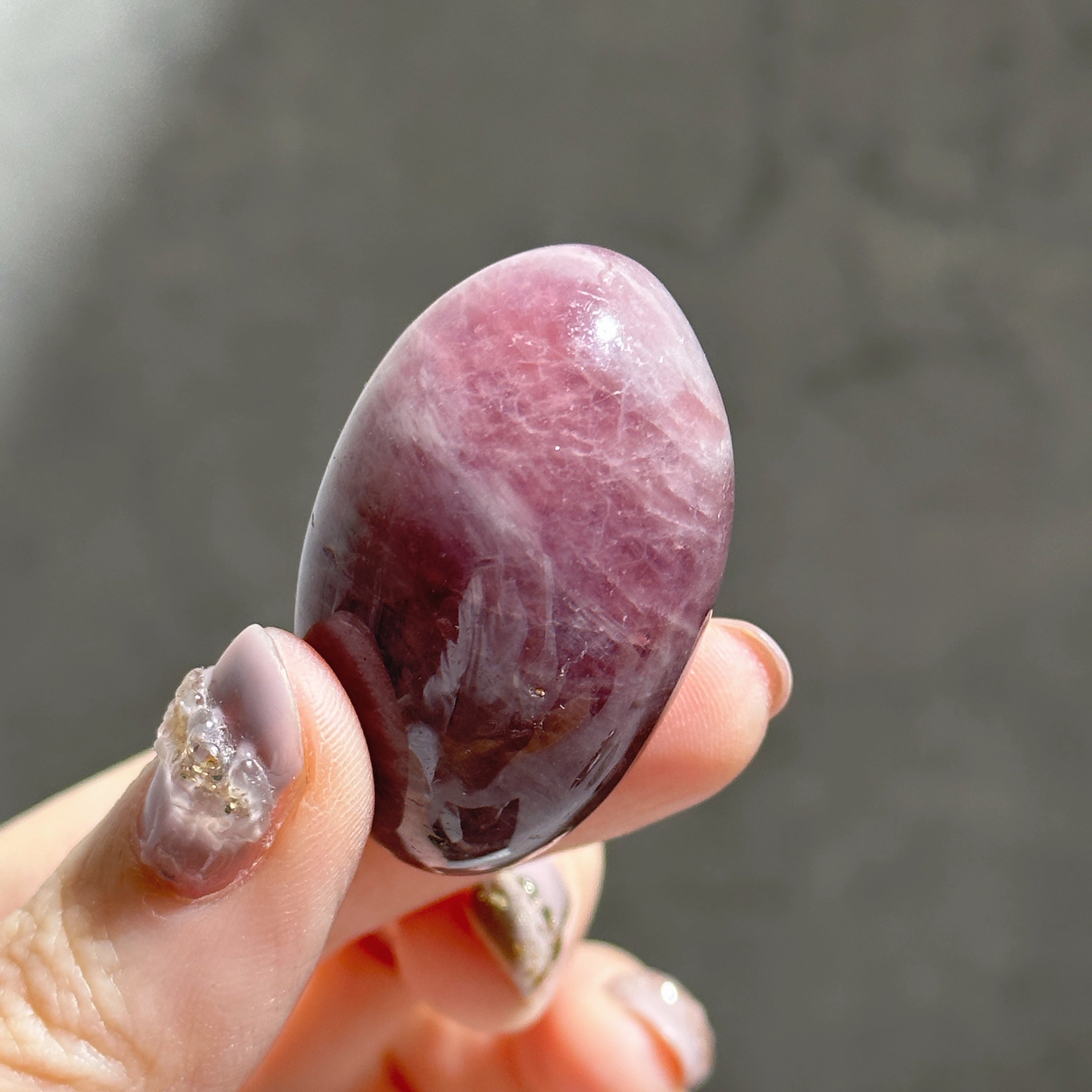 マダガスカル産　ローズクォーツ　パーム パープルローズクォーツ パームストーン33◇Purple Rose Quartz
