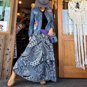 暖か美シルエットニットスカート