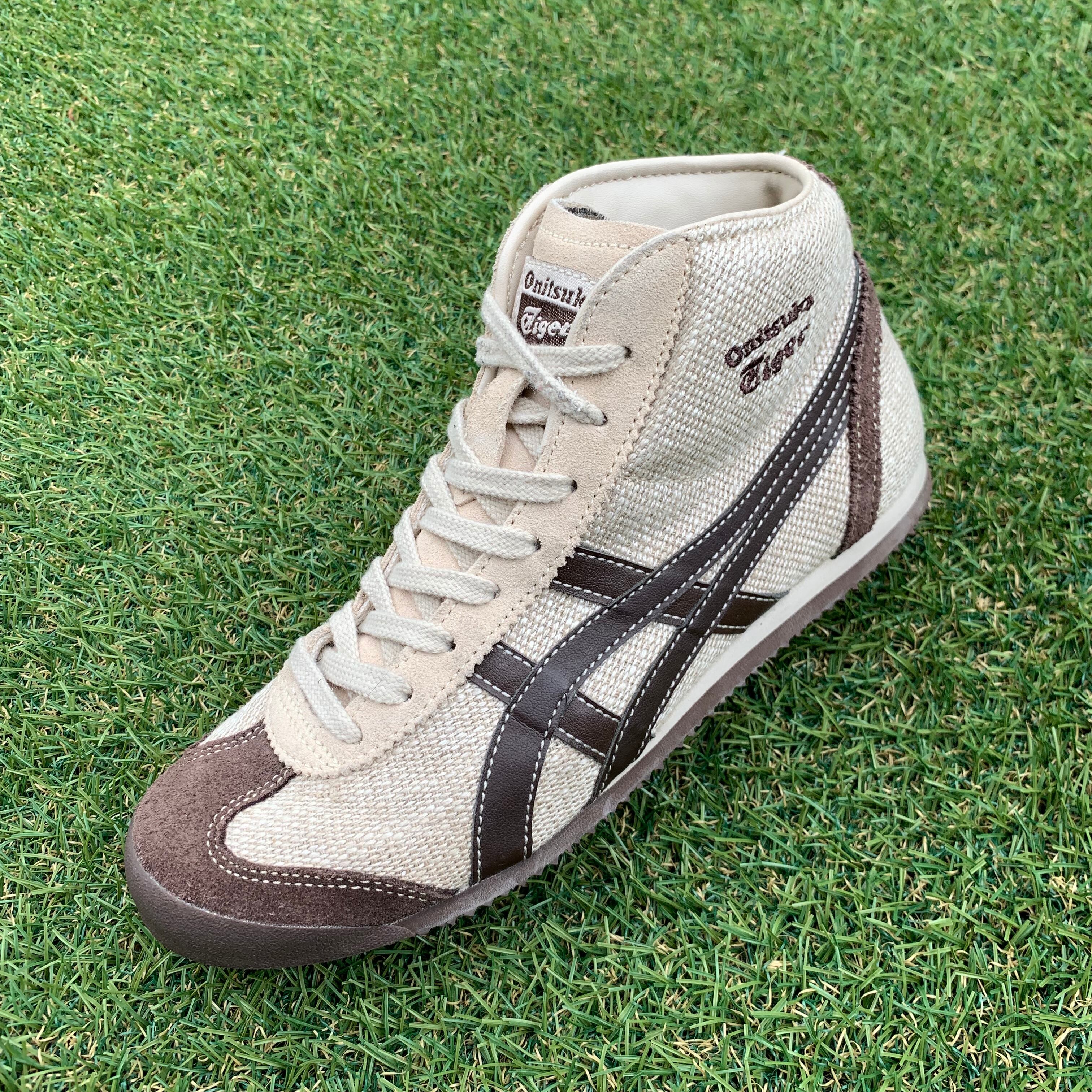 新品のオニツカタイガー Onitsuka Tiger MEXICO MID RUNNER オニツカタイガー メキシコミッド