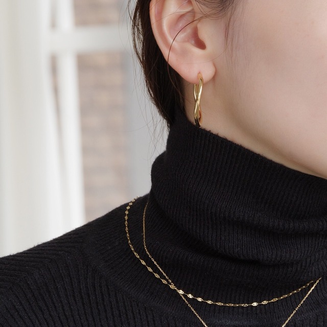 K18イエローゴールド ウェーブフープピアス【MKY0040P1】