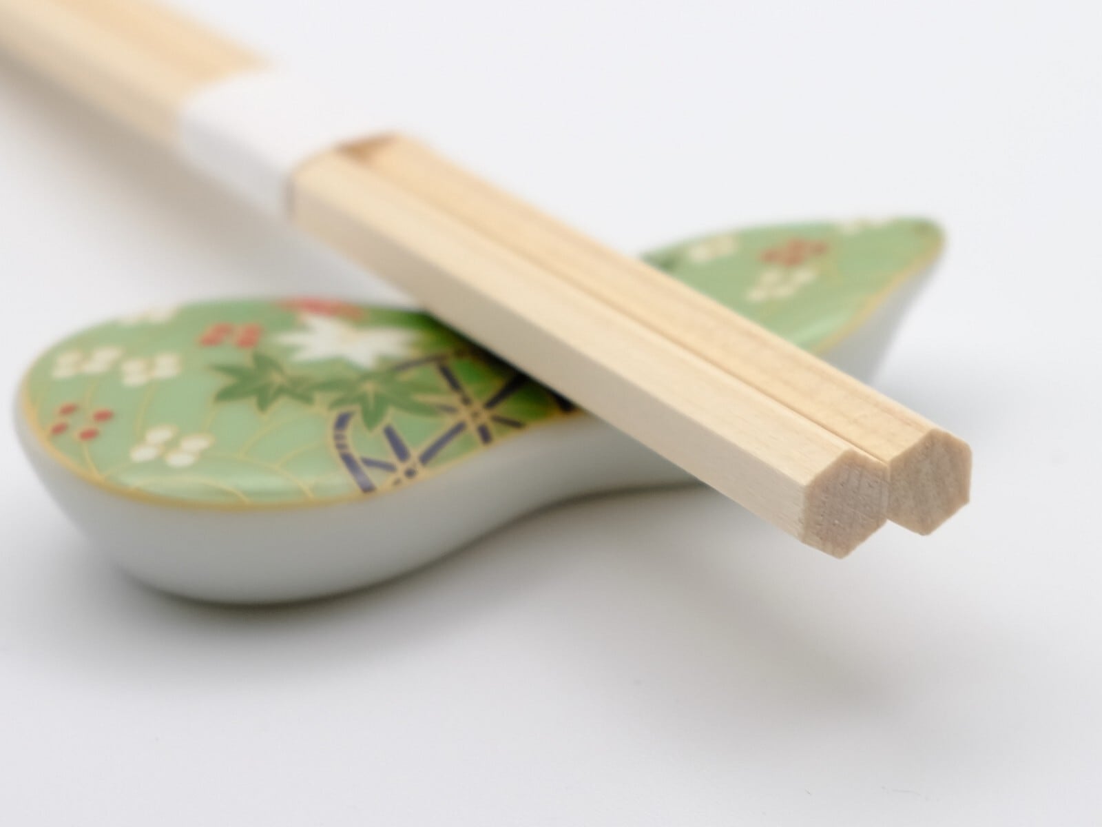  peak 六角箸 白 2膳セット 吉野[廣箸産]桧六角箸26cm 白帯巻き 1000膳 | 安間製箸